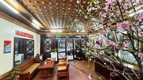 Khách sạn Hoàng Vũ