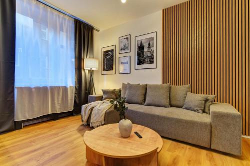 Long Street Deluxe Suite Apartment Prague - image 13