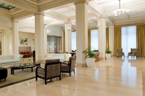 Lobby, NH Buenos Aires City in Buenos Aires