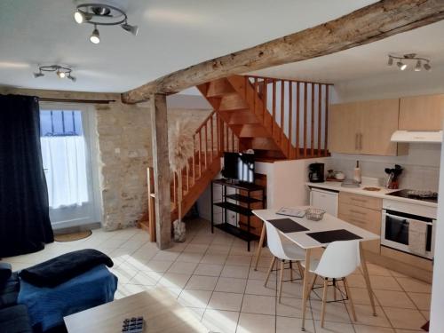 кухня, La Ferme de Frévan (La Ferme de Frevan) in Argentan