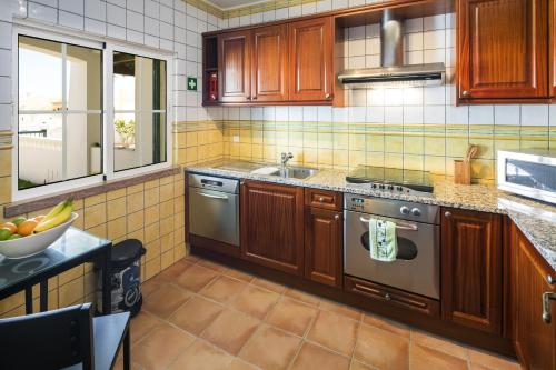 ห้องครัว, 09 Terracos de Benagil - Casa do Pato in เบนากิล