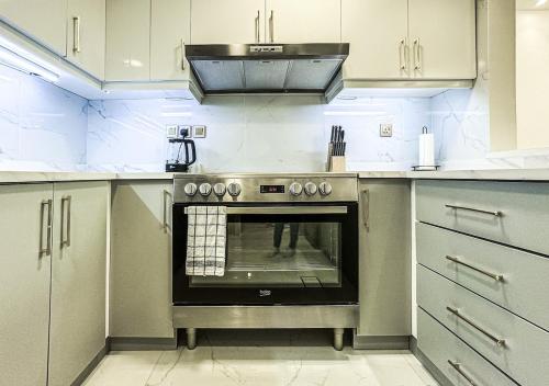 DreamShoma -2BR Deluxe Downtown Skyview, Dubai (photo 2)