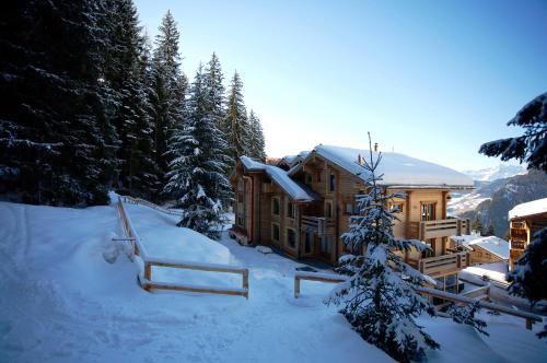 Exterior view, The Lodge in Bagnes
