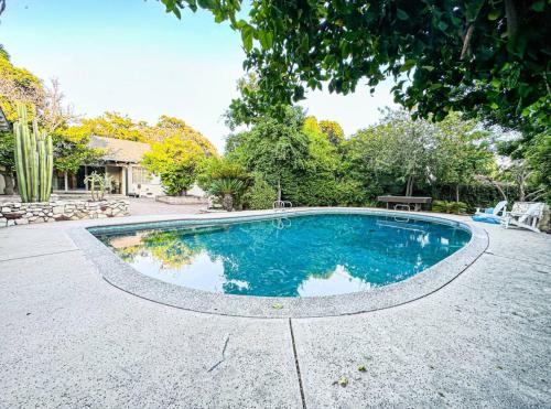 Cozy 1-BR Poolside Getaway in West LA - LOU2 - WW, Los Angeles (fotografie 9)