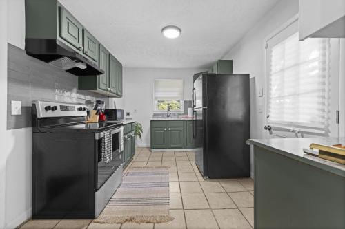 West Atlanta Gem in Cascade Road