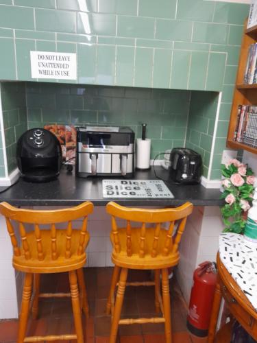 ห้องครัว, sark guest house in บร์นสเต็ปเพิล