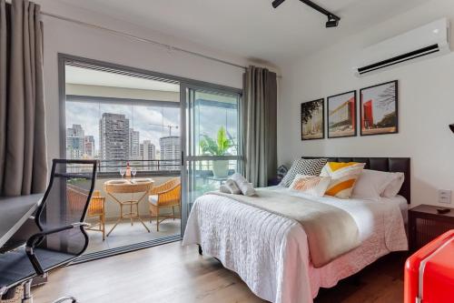 Studio Sky Confort | Alto c/ vista + Home Office, São Paulo