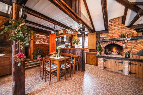 Konyha, Pool Village House Breznica in Hrascina