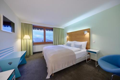 room detail thumbnail 0