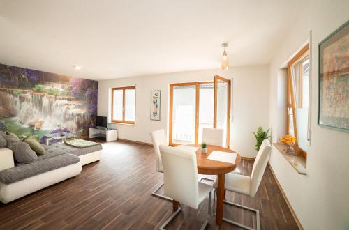 Superior One-Bedroom Apartment with Balcony
