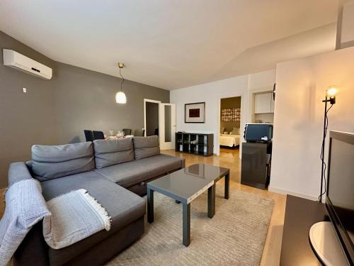 Spacious home in Bonanova, Barcelona (photo 11)