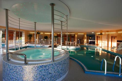 Hotel Wende - 수영장