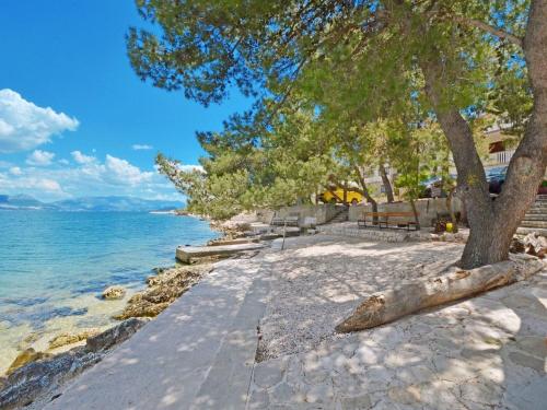 Apartments Žana - close to beach - image 5