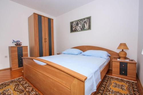 Apartments Žana - close to beach - image 8