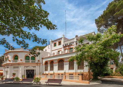  Balneario de Cofrentes, Cofrentes bei Villargordo del Cabriel