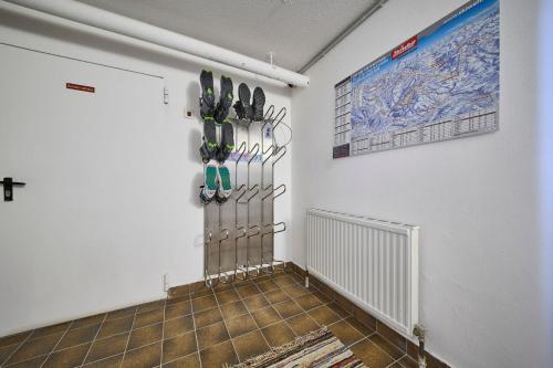 Hotel Garni Tirol - image 4