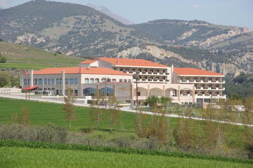 . Siris Hotel