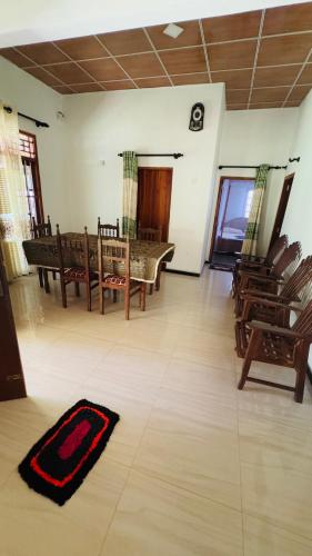 3 bedrooms, 4 beds