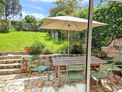 Balcony/terrace, Maison pittoresque a Camaret sur Mer avec vue sur mer in Camaret-sur-Mer