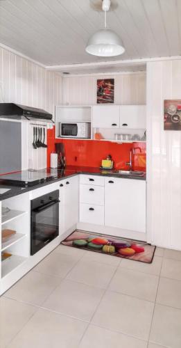 Kitchen, Bungalow charmant a Bouillante avec terrasse privee in Bouillante
