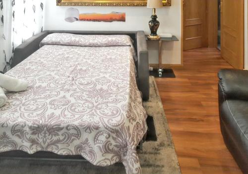 Apartment with one bedroom in Madrid with WiFi - image 12