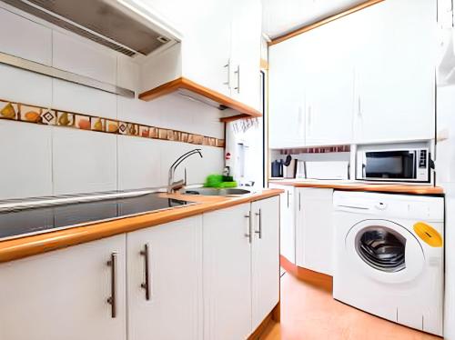 Apartment with one bedroom in Madrid with WiFi - image 4