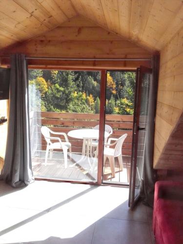Studio in Saint Jean d'Arves with wonderful mountain view furnished garden and WiFi 6 km from the slopes - image 10