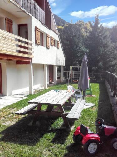 Studio in Saint Jean d'Arves with wonderful mountain view furnished garden and WiFi 6 km from the slopes - main image