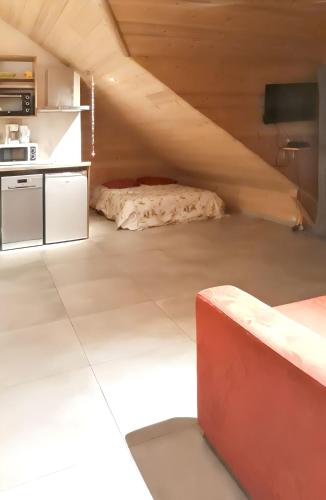 Studio in Saint Jean d'Arves with wonderful mountain view furnished garden and WiFi 6 km from the slopes - image 13