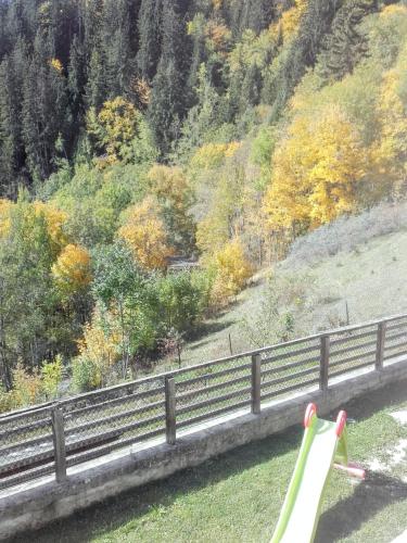 Studio in Saint Jean d'Arves with wonderful mountain view furnished garden and WiFi 6 km from the slopes - image 7