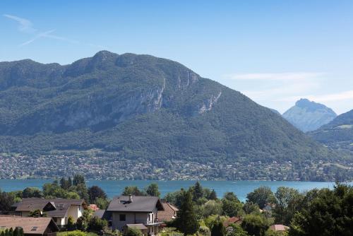 SEVRIER, maison vue panoramique sur le lac , 8 personnes - Location saisonnière - Sévrier