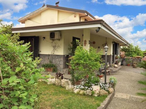 . Spacious Apartment in Giugliano with private pool and terrace