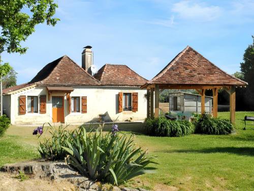 Charmante maison de campagne avec jardin et barbecue