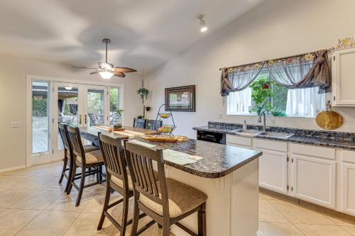 Mesa Abode with Patio and Kayaks - 4 Mi to Salt River! - image 7