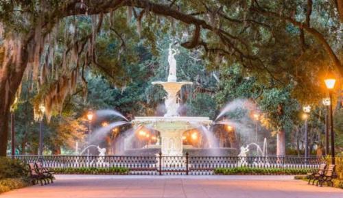 7 PPL, 5min to Starland, DT, Forsyth, River ST, 2 Balcony