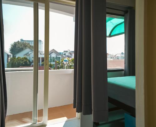 Stamps Backpackers – Chiang Mai, IA