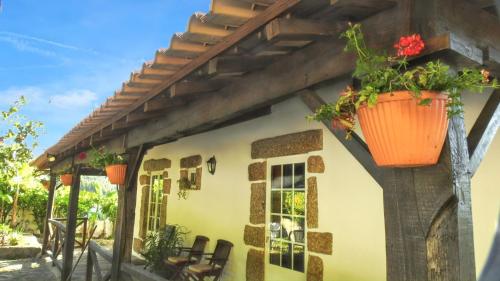 ทัศนียภาพภายนอกโรงแรม, Ideal Villa in Vila Nova de Famalicão with Private Pool (Ideal Villa in Vila Nova de Famalicao with Private Pool) in โอลิเวย์รา