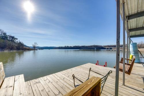 Hike, Boat, Fish and More Table Rock Lake Cottage thumb 2
