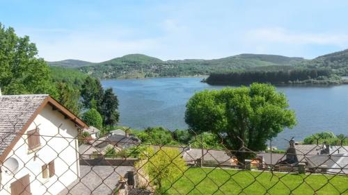 景觀, Maison chaleureuse à Nages avec vue sur lac et montagne (Maison chaleureuse a Nages avec vue sur lac et montagne) in 納博訥