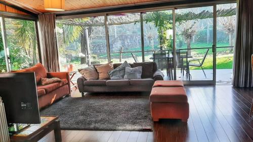 Charming House in Covelas with Pool and Mountain View gîte à louer Moure
