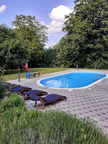 Játszótér, Pool Village House Breznica in Hrascina