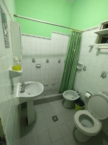 Bathroom, La Jujenita in Barrio Cuyaya