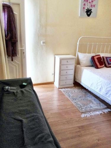 House with 4 bedrooms in Braganca with furnished terrace and WiFi 2 km from the beach - image 7