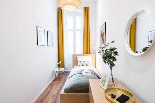 Super central new and modern AirCon home - image 12
