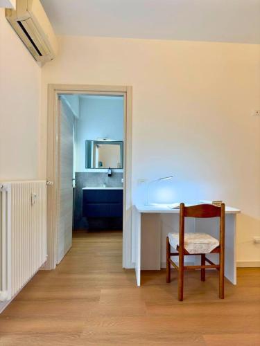 3 Rooms - 3 Bath - Bright Modern Apartment, Verona (fotografie 10)