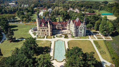 Moszna Zamek 4