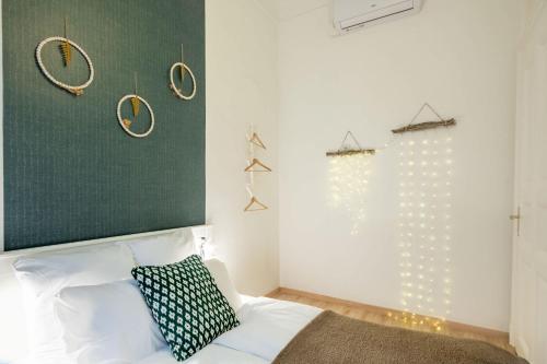 Central - Comfy - Easy Sleep - image 12