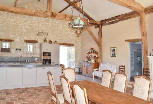 House with 3 bedrooms in Monestier with private pool furnished garden and WiFi - image 7