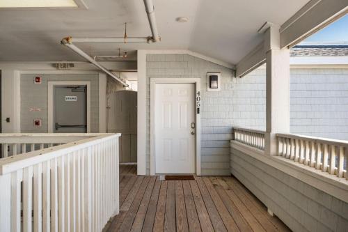 Two-Bedroom Apartment image 7