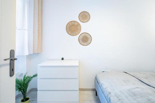 Modern Retreat for 8 Guests - image 8